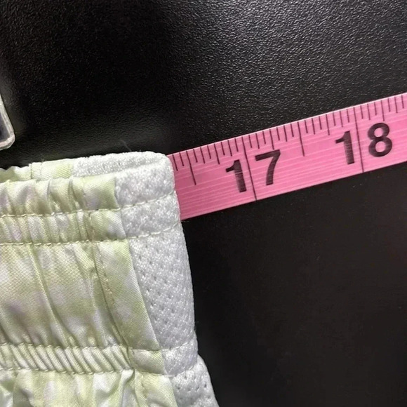 RBX Active Shorts,2 layer,moisture wicking,flexibility, quick dry,fade resistant - Picture 6 of 9